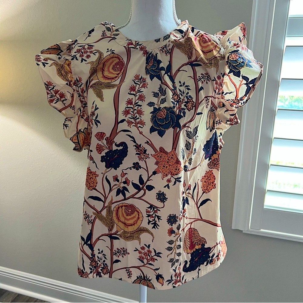 Blouse, Print tie back. Size M. Vibrant. Ruffle sleeves.